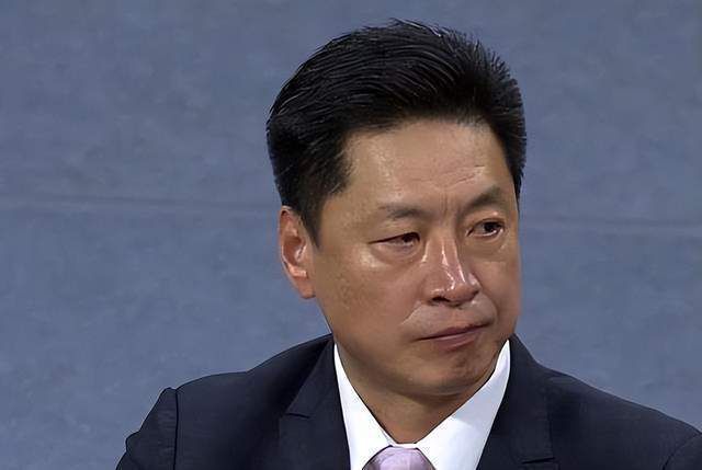 远藤航说：“我已经参加了很多欧联杯的比赛，我认为每一场比赛都在变得越来越好。